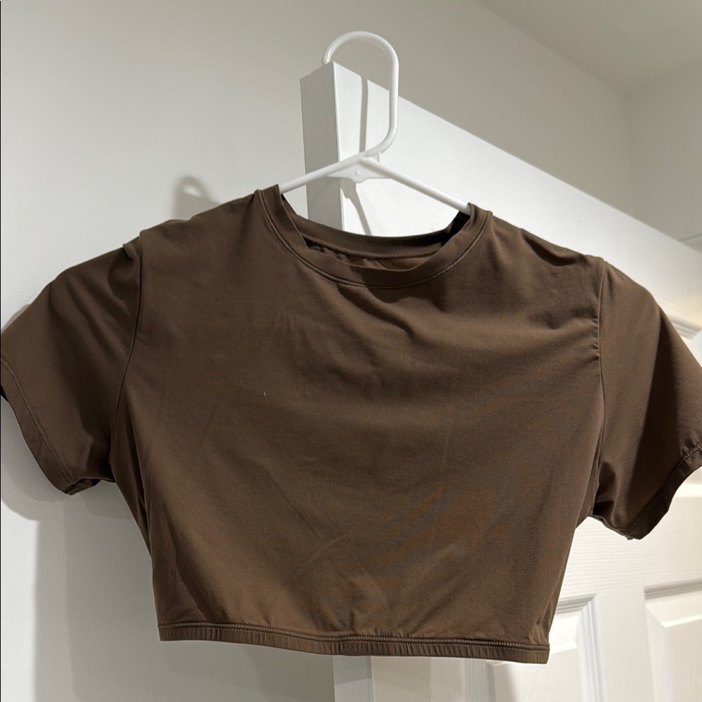 SKIMS brown super crop top. Size medium